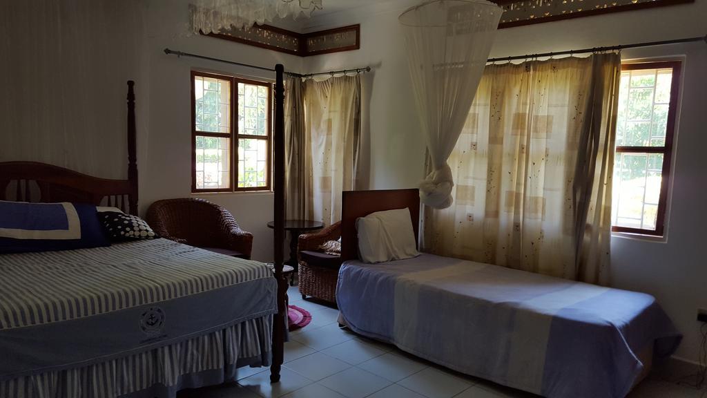 Lira Brownstone Country Home المظهر الخارجي الصورة