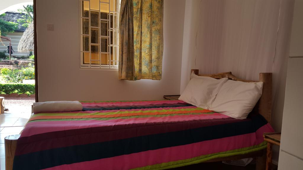 Lira Brownstone Country Home المظهر الخارجي الصورة
