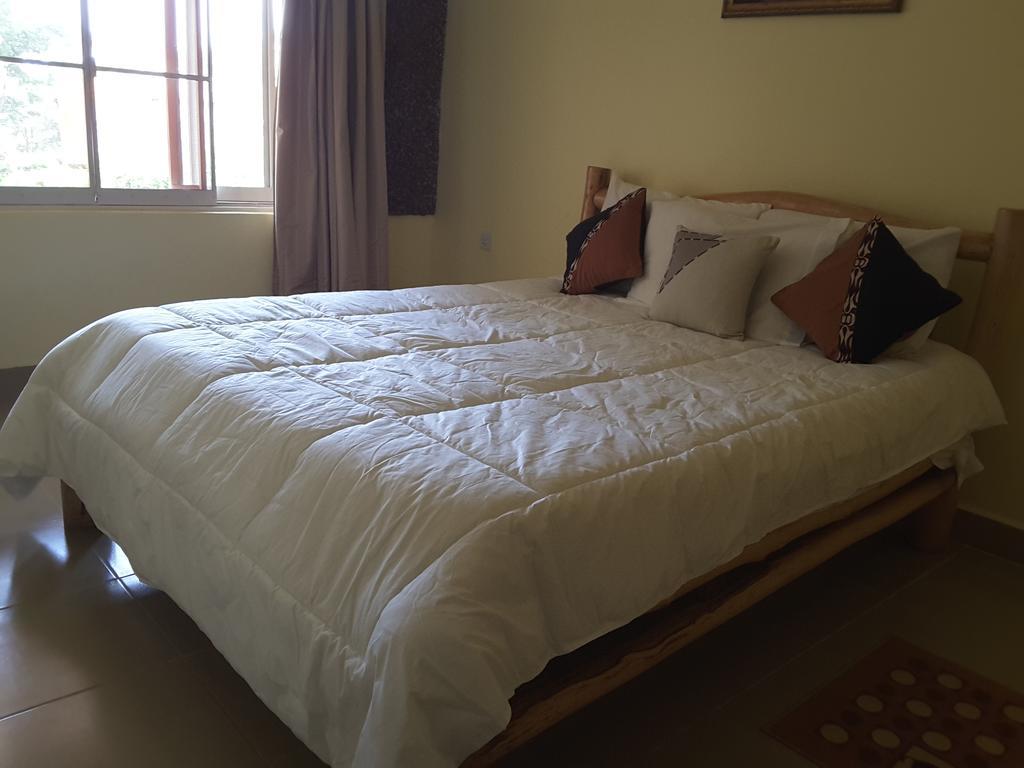 Lira Brownstone Country Home المظهر الخارجي الصورة