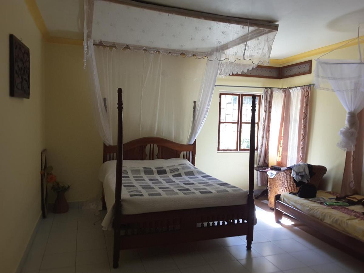 Lira Brownstone Country Home المظهر الخارجي الصورة